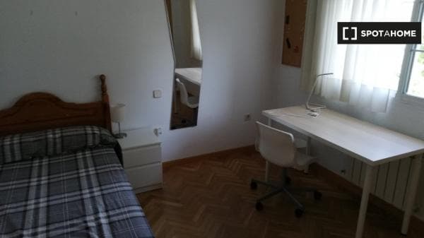 Piso en alquiler en , Madrid photo 1