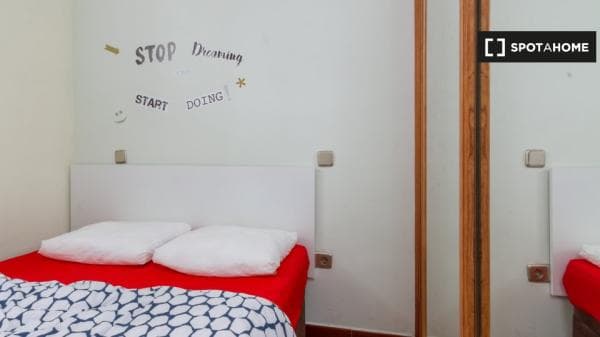 Apartment for rent in , Madrid photo 2