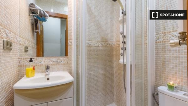 Apartment for rent in , Madrid photo 4