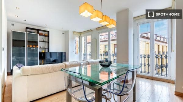 Apartment for rent in , Madrid photo 2