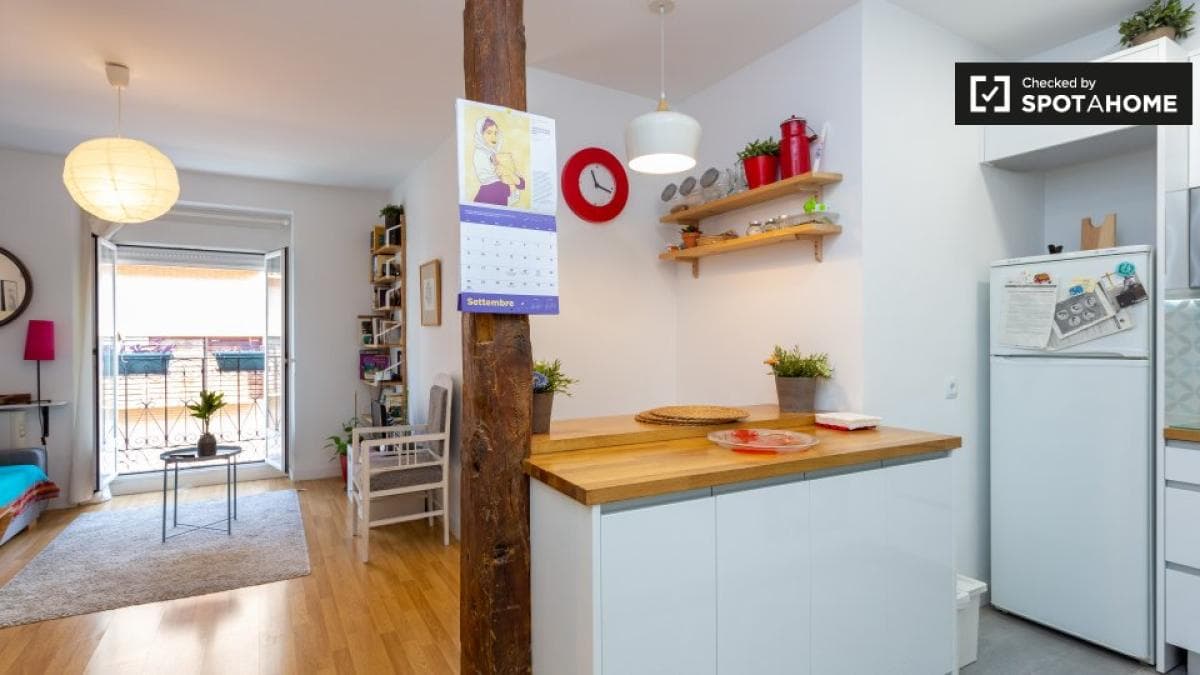 Apartment rental in , Madrid photo 5
