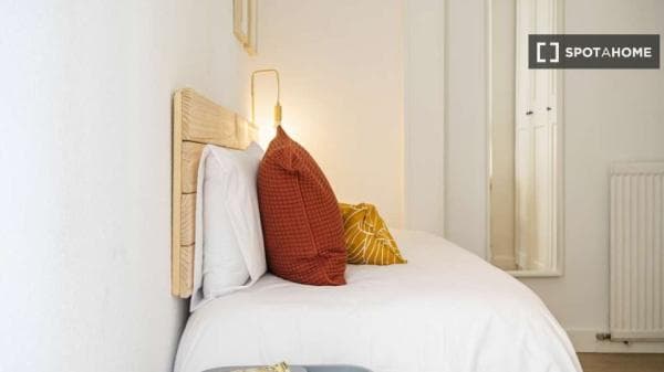 Apartment for rent in , Madrid photo 4