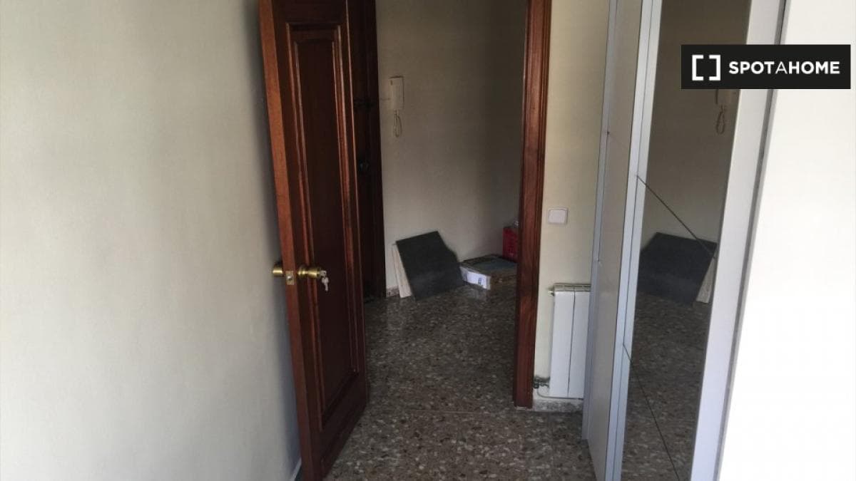Недвижимость на продажу и в аренду в Испании photo 3