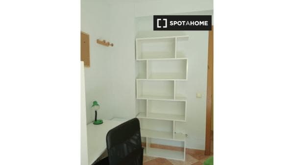 Piso en alquiler en , Madrid thumbnail 2