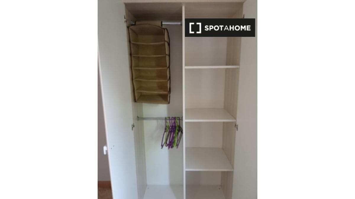 Properties for sale and rent in Spain photo 2