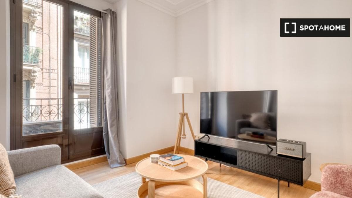Apartment rental in , Madrid photo 2