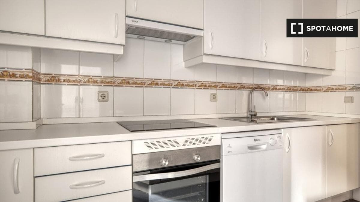 Apartment rental in , Madrid photo 4