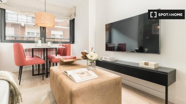 Apartment for rent in , Madrid photo 4