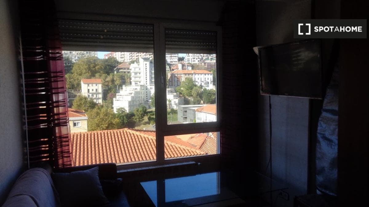 Propiedades en venta y alquiler en España photo 5
