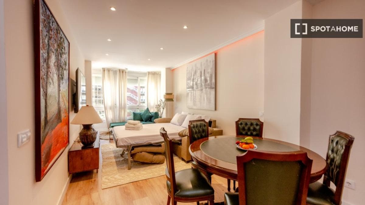 Apartment rental in , Madrid photo 2