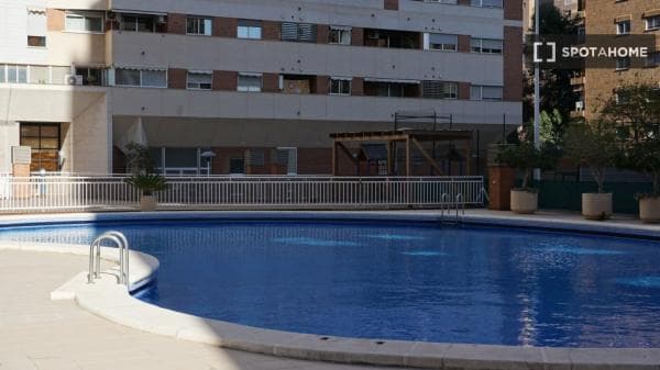 Piso en alquiler en , València thumbnail 1