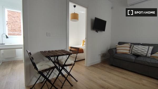 Apartment for rent in , Madrid thumbnail 2
