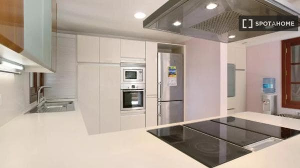 Piso en alquiler en , santa_cruz_de_tenerife thumbnail 1