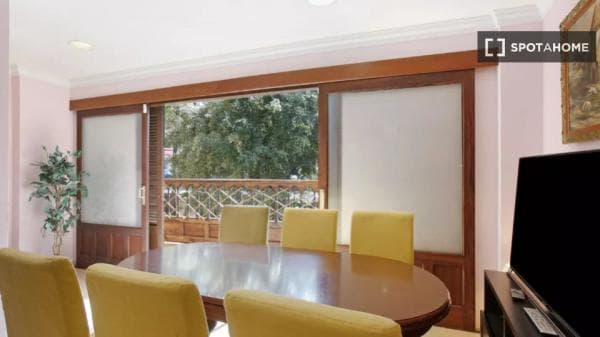 Piso en alquiler en , santa_cruz_de_tenerife thumbnail 2