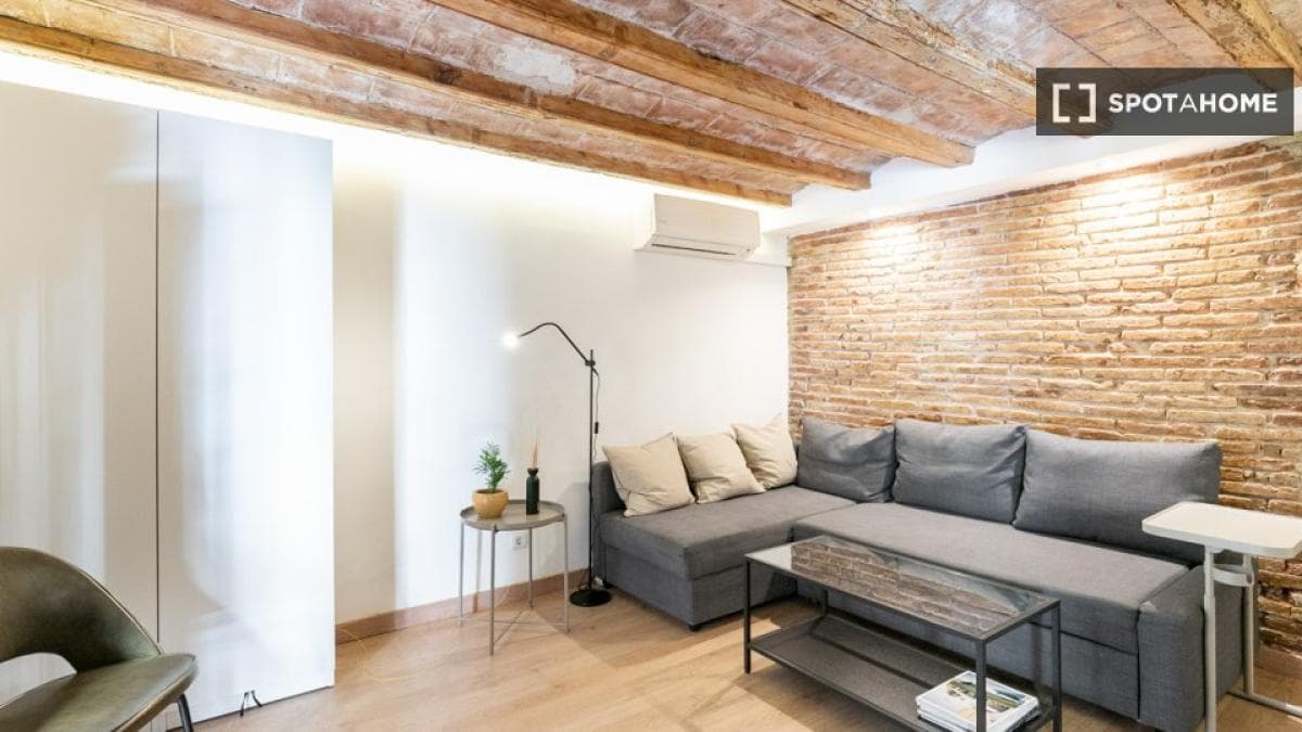 Apartment rental in , Barcelona photo 2