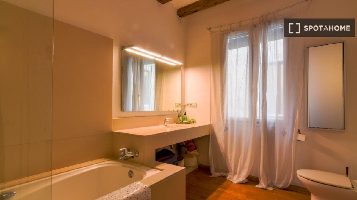 Apartment rental in , Barcelona photo 3