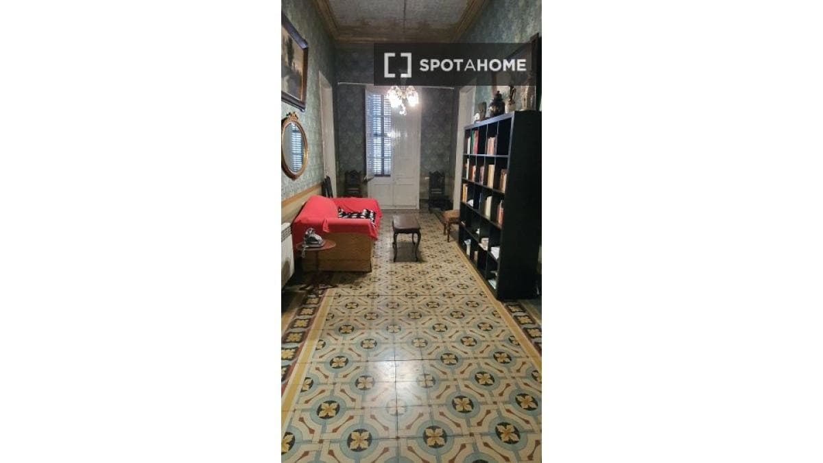 Недвижимость на продажу и в аренду в Испании photo 4