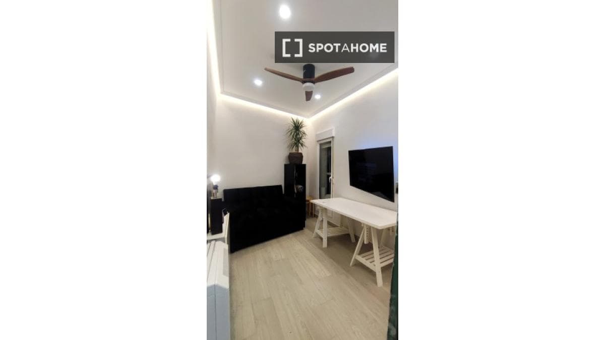 Apartment rental in , Madrid photo 5