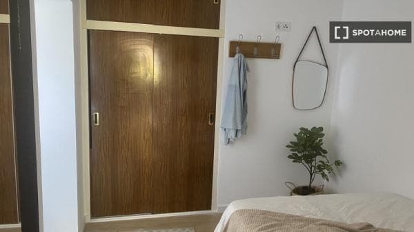 Piso en alquiler en , València thumbnail 2