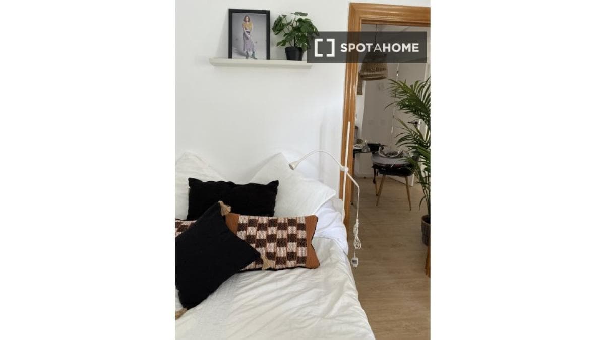 Propiedades en venta y alquiler en España photo 4