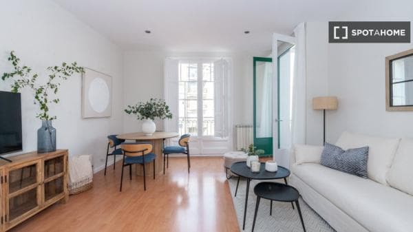 Apartment for rent in , Barcelona photo 4
