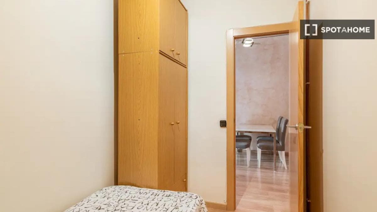 Apartment rental in , Barcelona photo 4