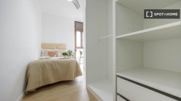 Apartment for rent in , València photo 1
