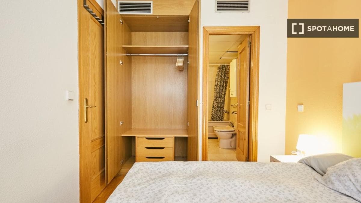 Apartment rental in , Madrid photo 5