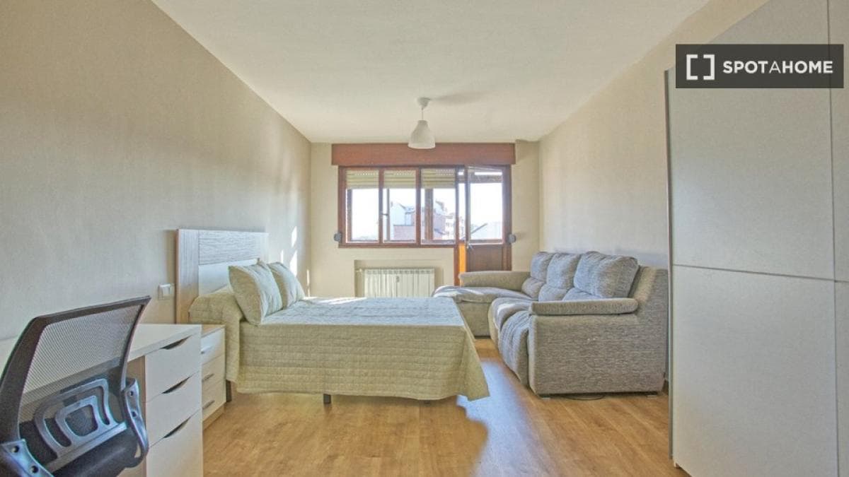 Propiedades en venta y alquiler en España photo 3