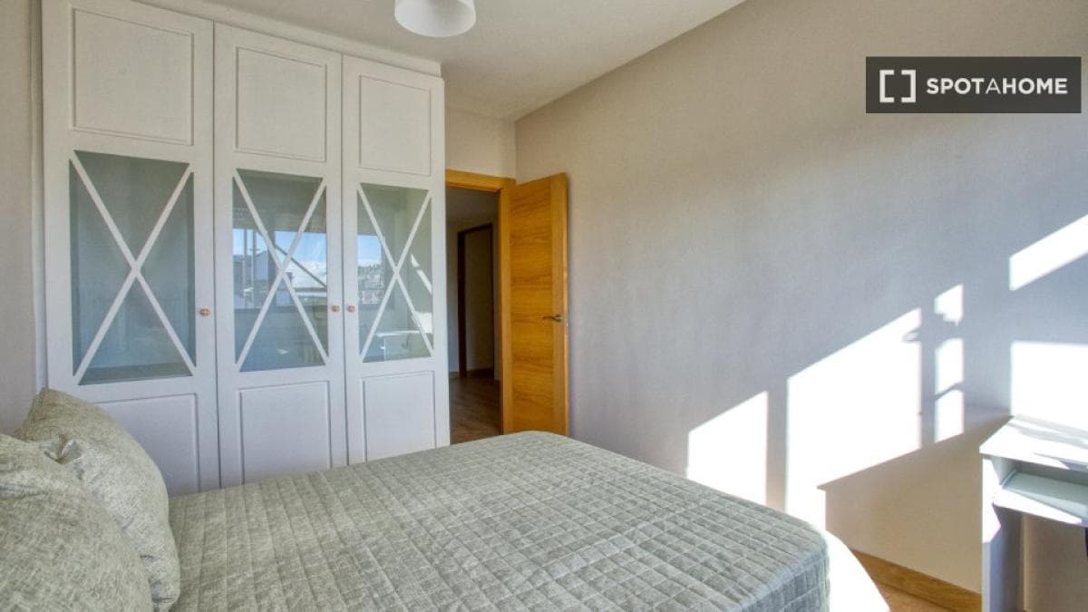 Propiedades en venta y alquiler en España photo 2