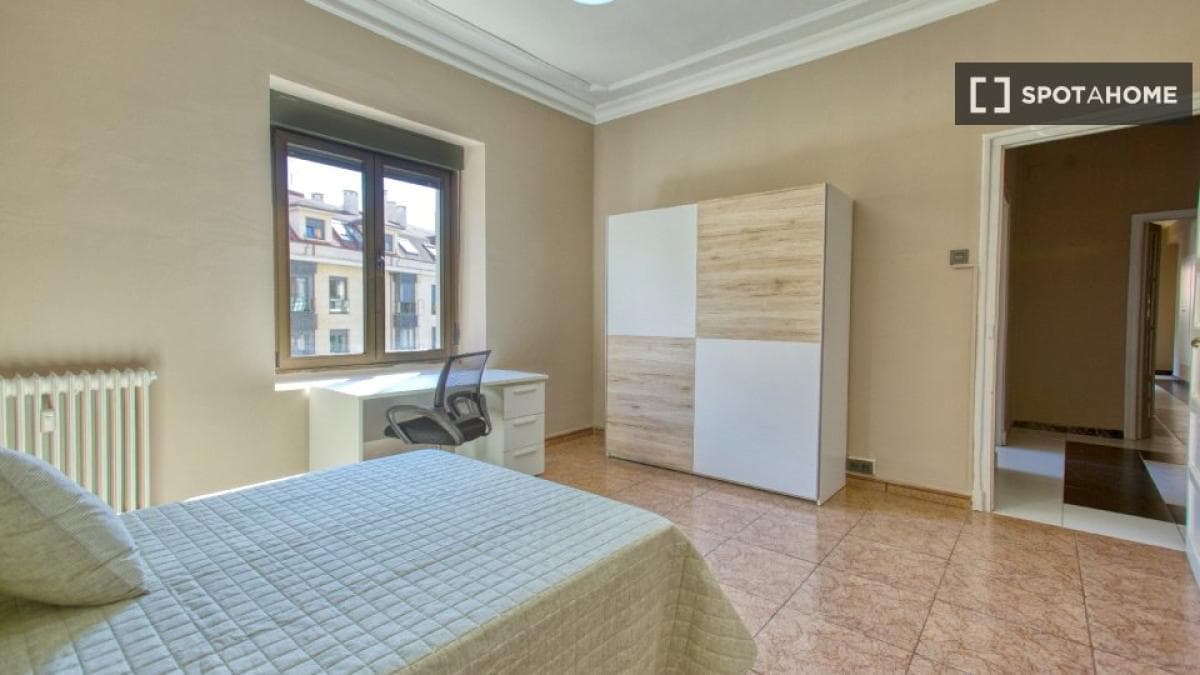 Propiedades en venta y alquiler en España photo 2