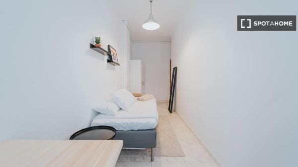 Piso en alquiler en , Madrid photo 1