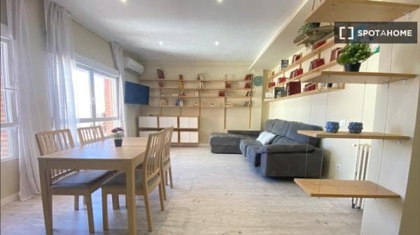 Apartment for rent in , Madrid thumbnail 2
