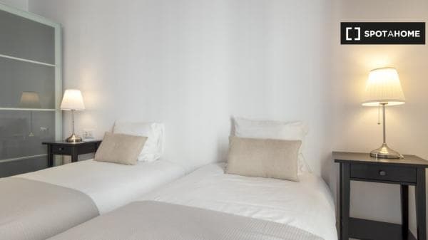 Apartment for rent in , Barcelona photo 4