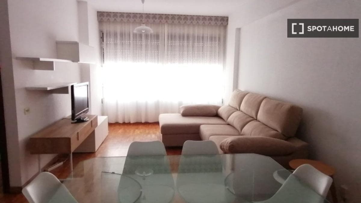 Propiedades en venta y alquiler en España photo 4