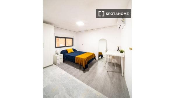 Product photo 1