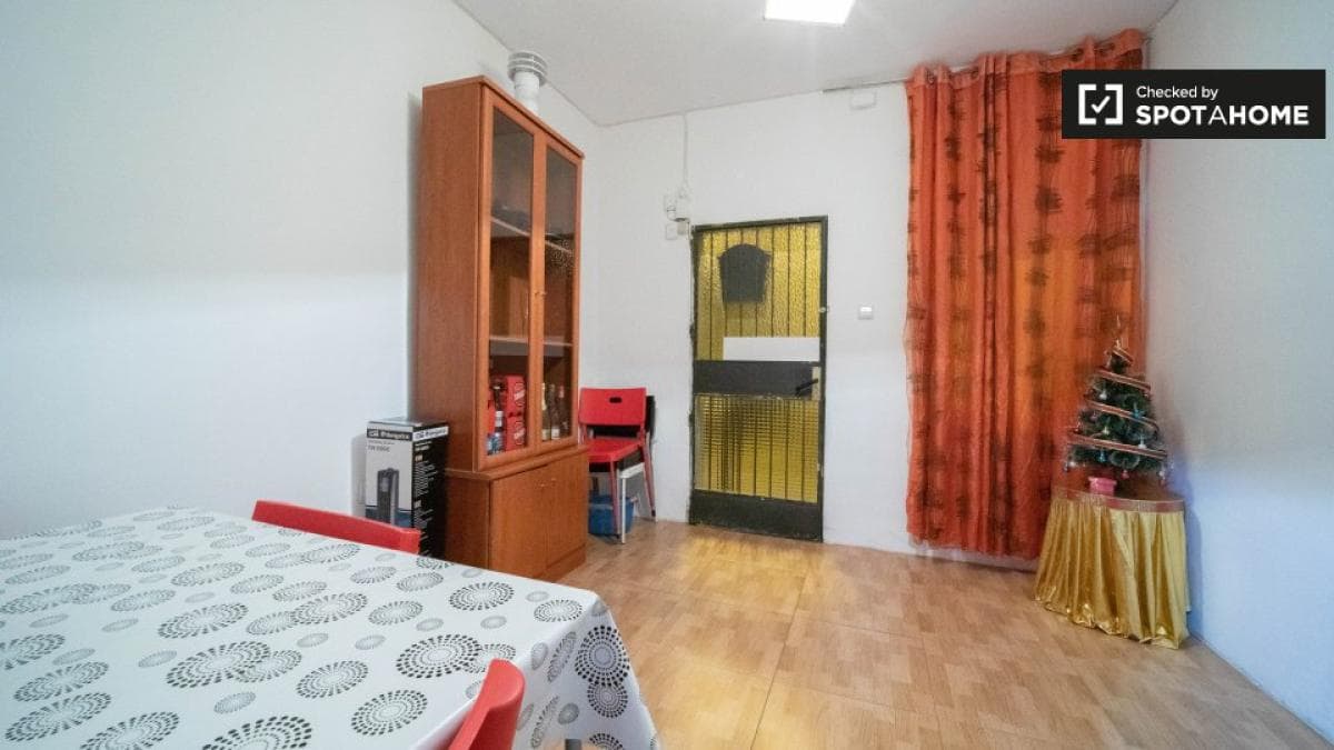 Properties for sale and rent in Spain photo 5