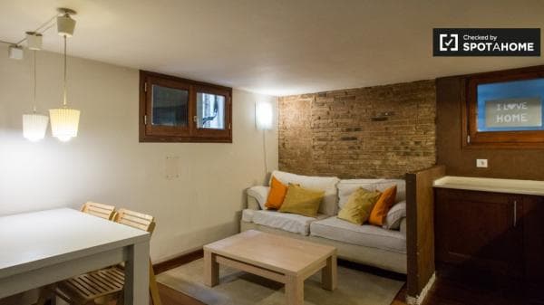 Apartment for rent in , Barcelona thumbnail 2