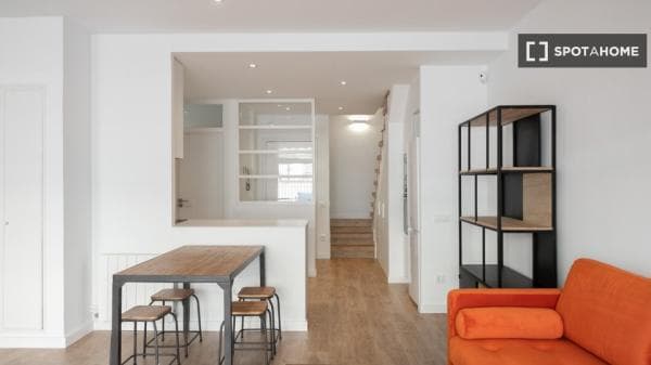Apartment for rent in , Barcelona thumbnail 2