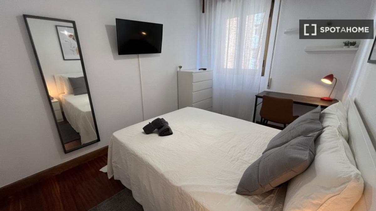 Propiedades en venta y alquiler en España photo 5