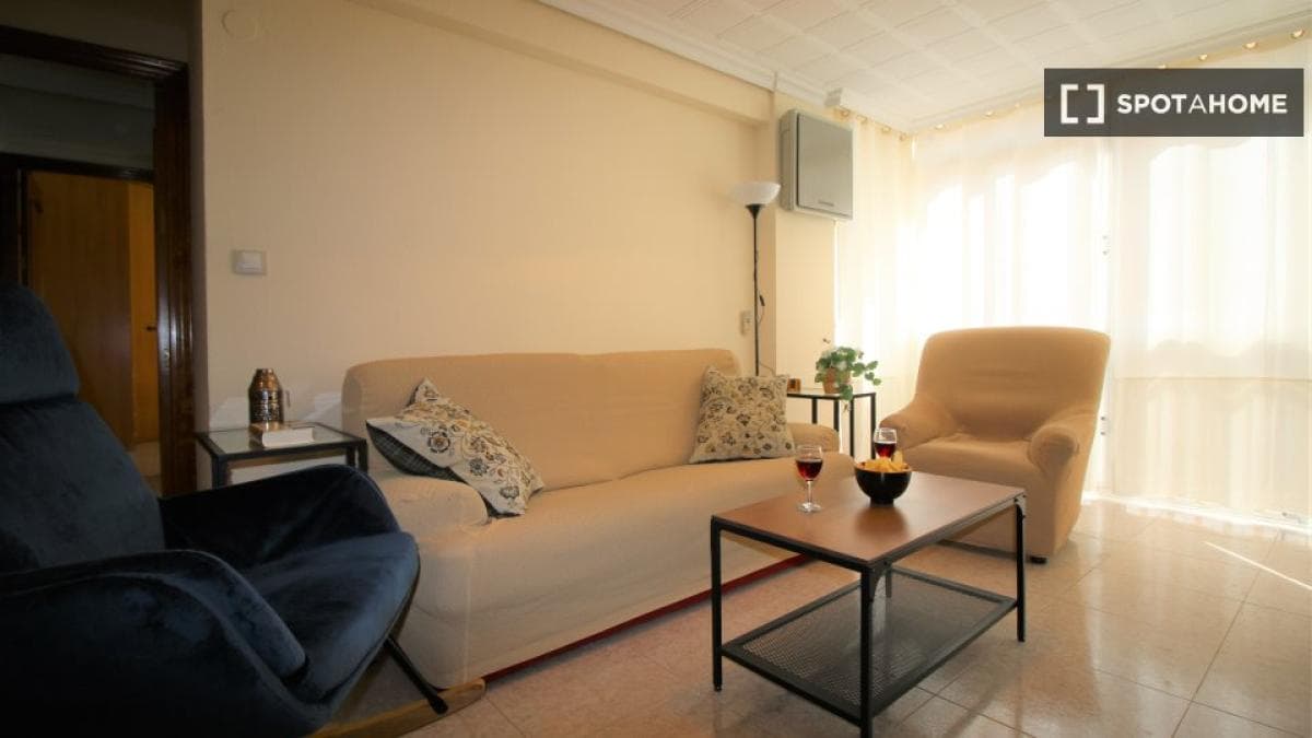 Apartment rental in , Seville photo 5