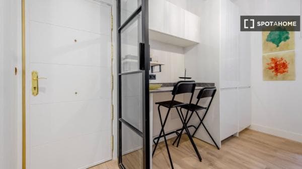 Apartment for rent in , Madrid photo 2