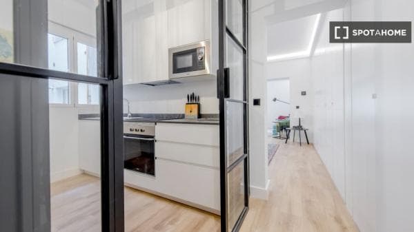 Apartment for rent in , Madrid photo 3