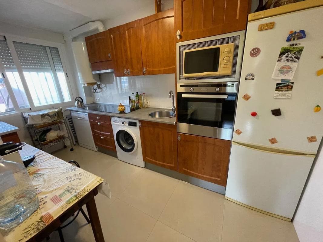 Venta de piso en Avenida Bruselas, Alicante / Alacant
photo 3