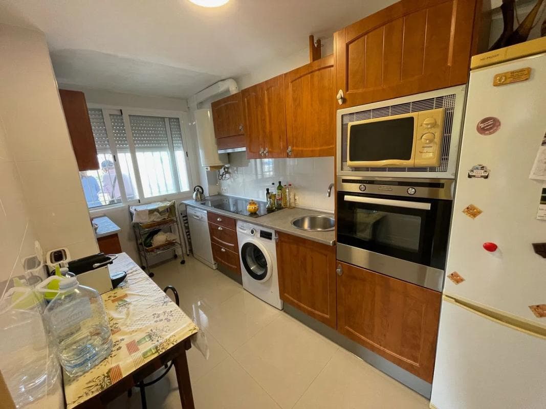 Venta de piso en Avenida Bruselas, Alicante / Alacant
photo 5