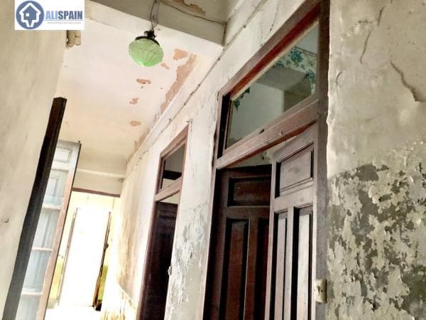 Piso en venta en Barrio Mercado, Alicante / Alacant thumbnail 1