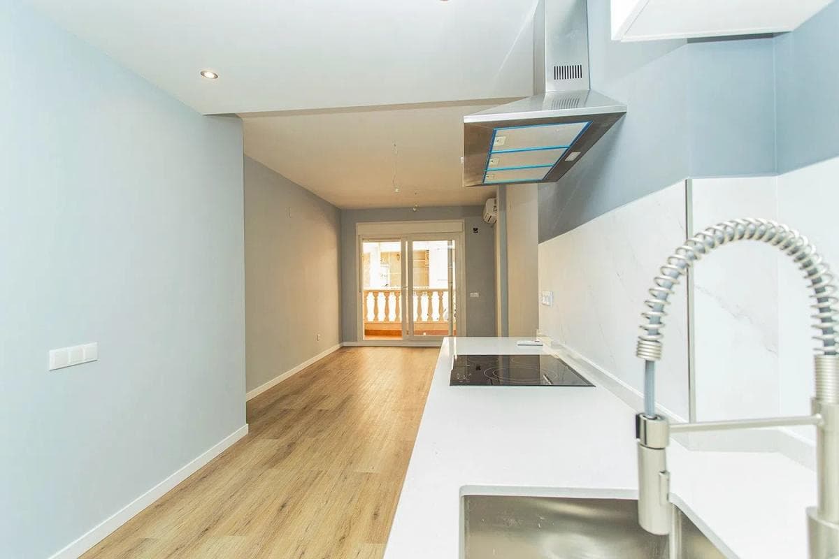 Venta de piso en Barrio Gaspar Perrelló, Torrevieja
photo 5