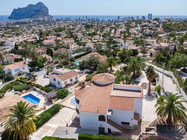 Chalet independiente en venta en Urbanización La Vallesa, Calpe thumbnail 1