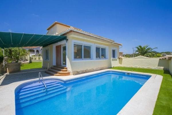 Chalet independiente en venta en Cometa-Carrió, Calpe photo 1