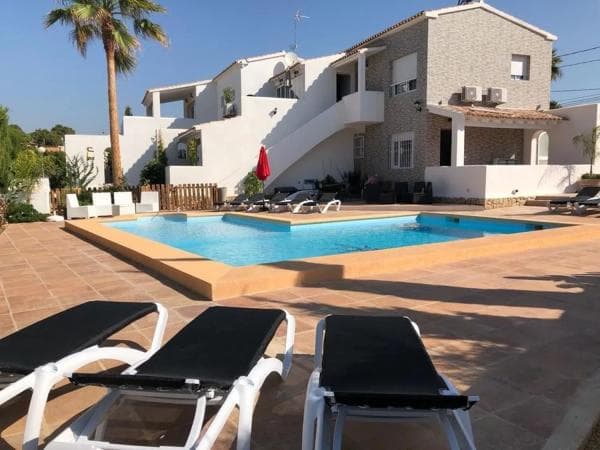 Chalet independiente en venta en Cometa-Carrió, Calpe photo 1